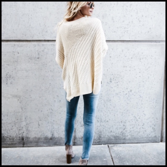 ❤️LAST❤️Simply Divine Zipper Sweater - Picture 6 of 8